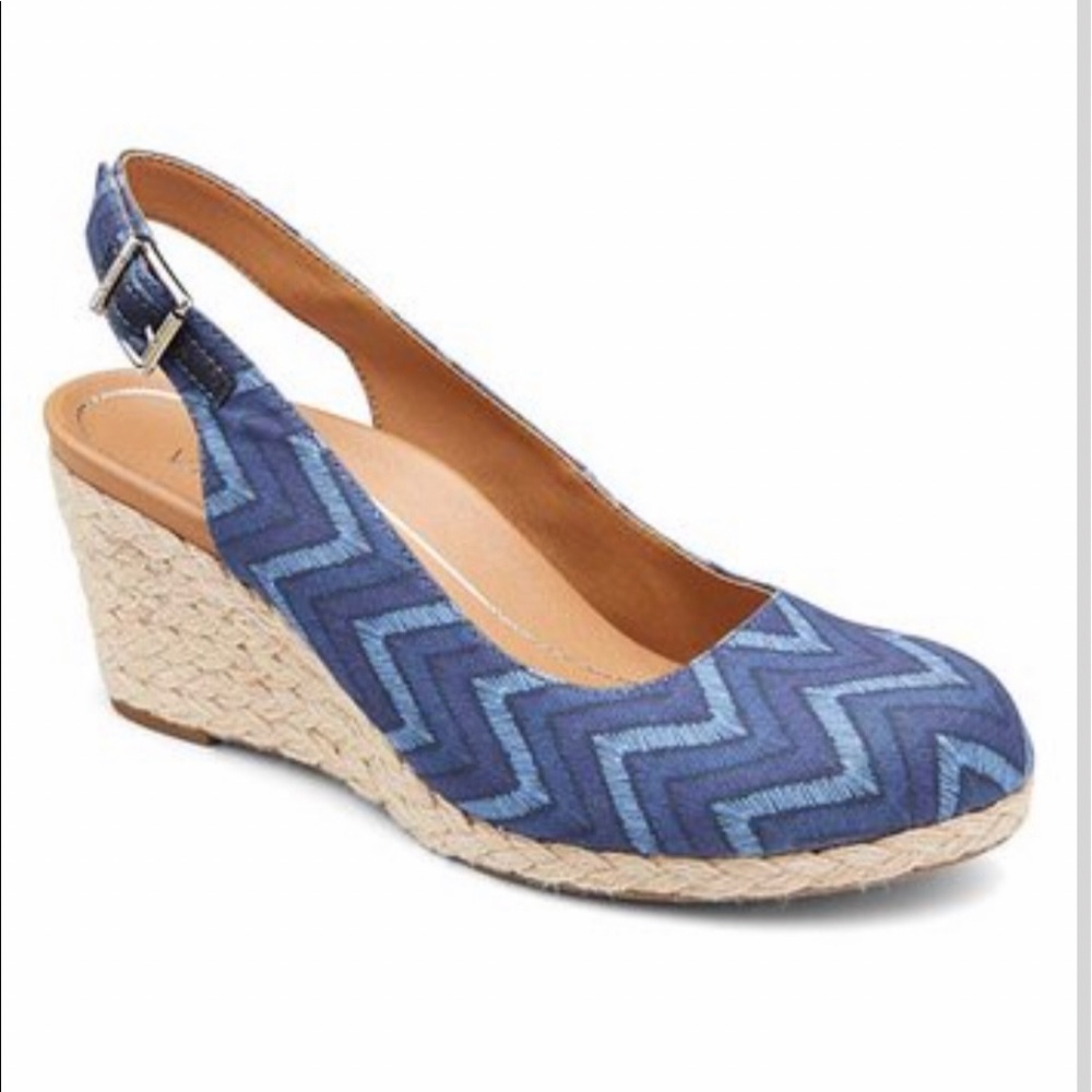 Vionic Coralina Chevron slingback wedge